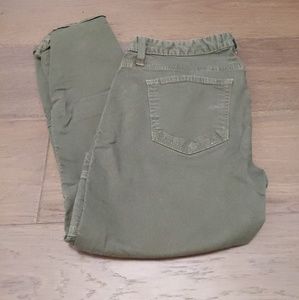 Camo Green Textile by E&J capris